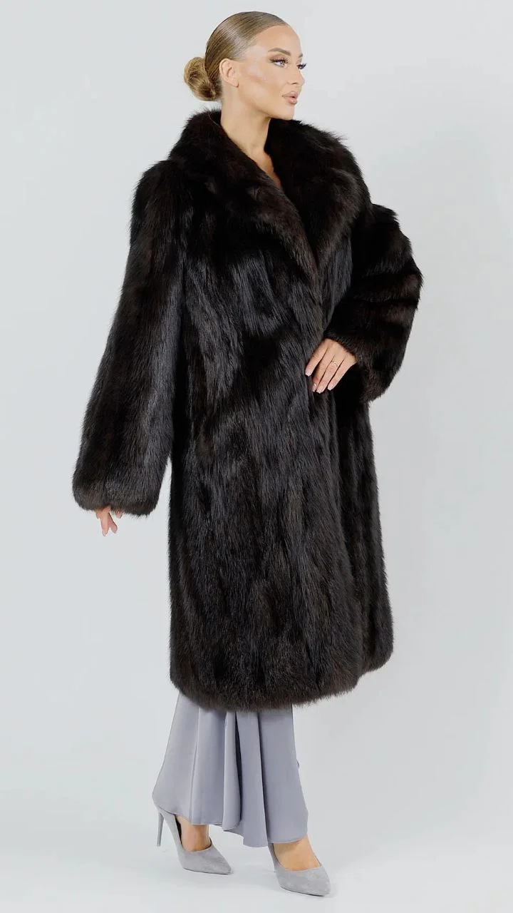 Шуба из меха канадской лисы под соболь - фото №2