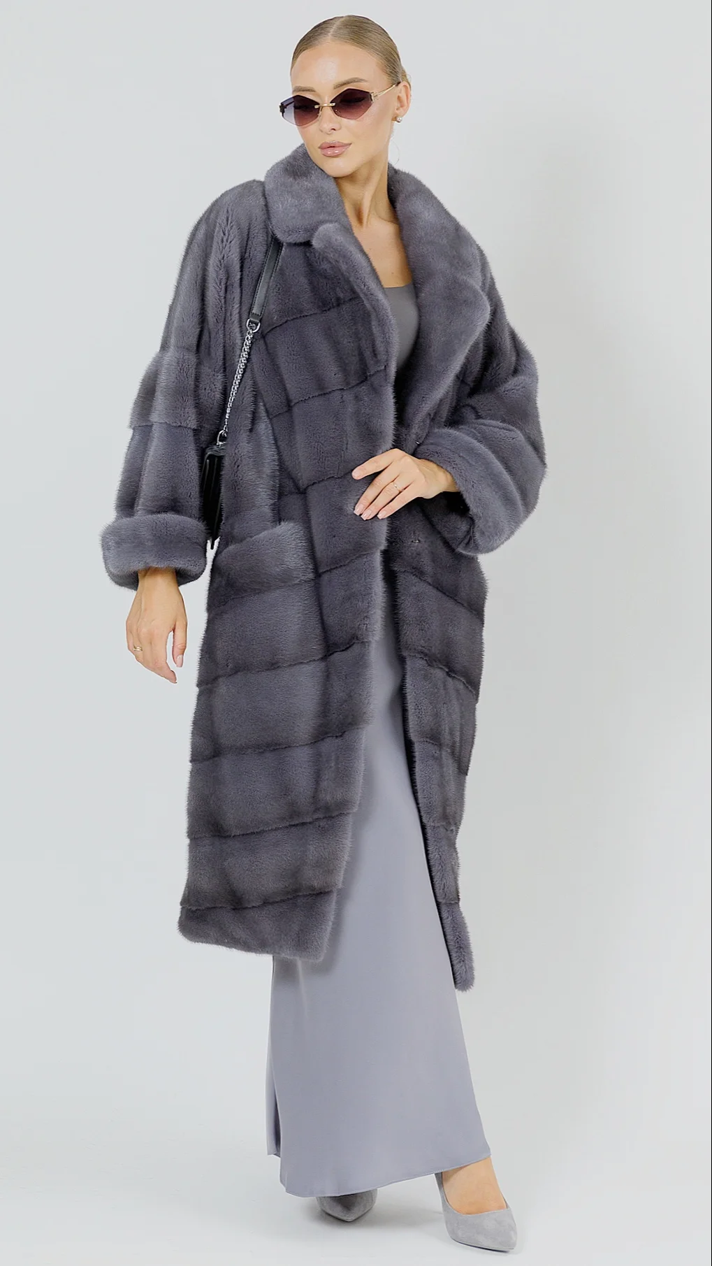 Шуба из норки Grey с английским воротником