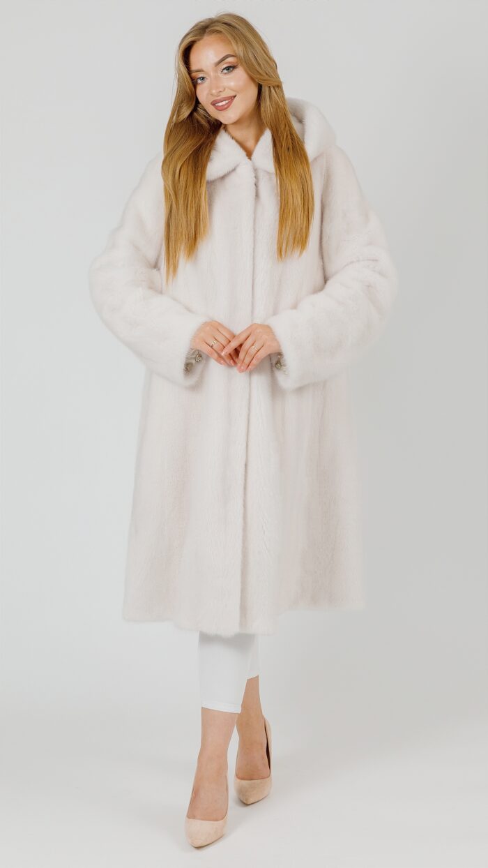 Годе из меха норки White с капюшоном