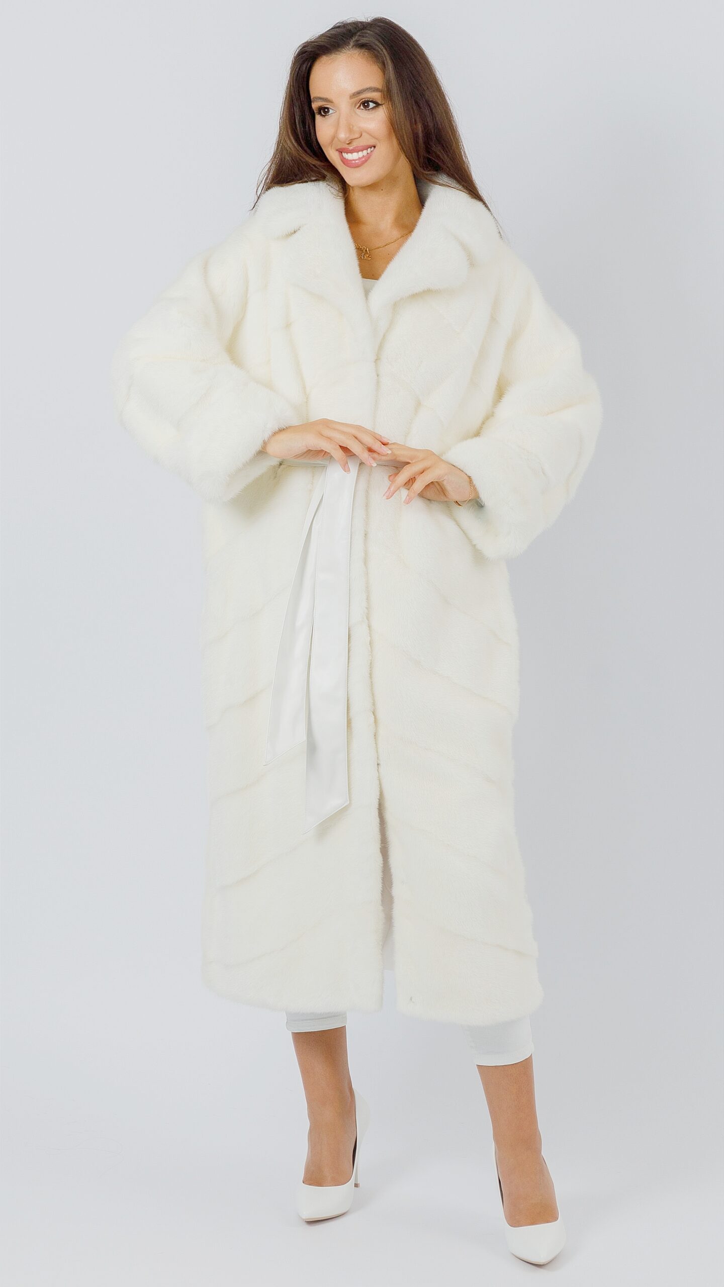 Шуба Casual art из меха норки Crystal white