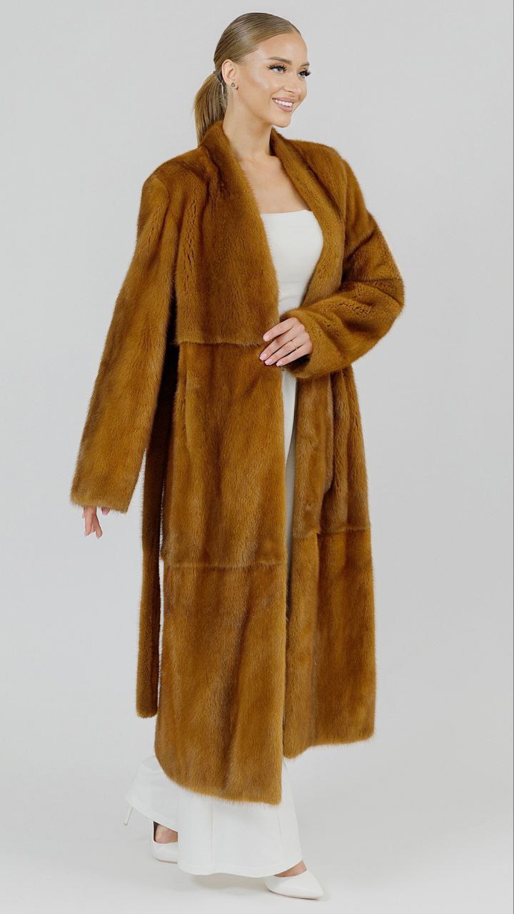 Шуба maxi прямого силуэта из меха норки Honey